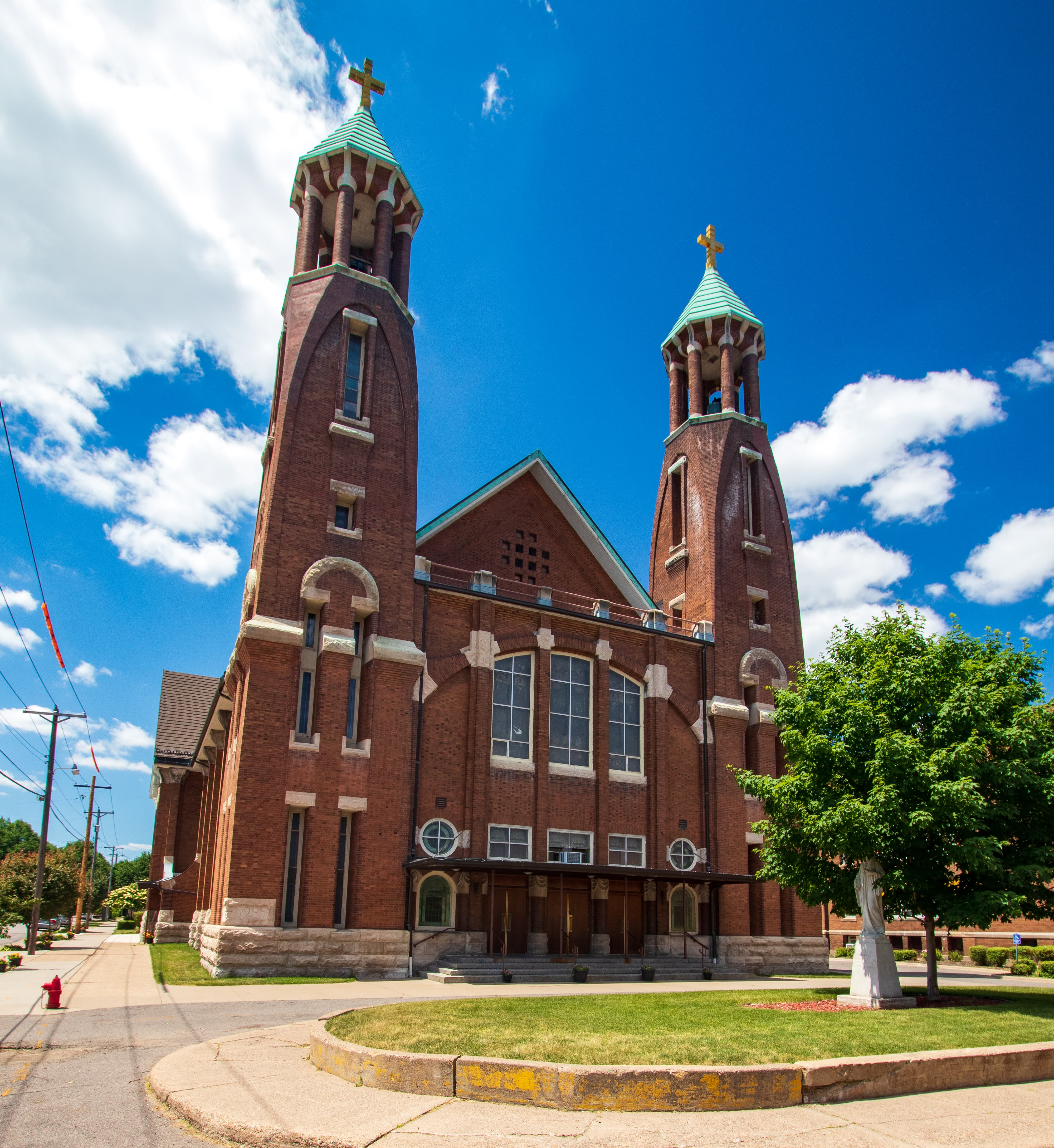 St. Bernard’s Catholic Church is a North End institution. Founded in 1890 to serve the primarily German congregation, the current building was constructed in 1906.