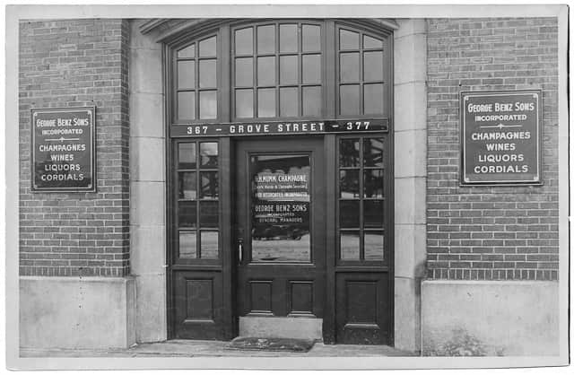 George Benz Liquors took over 367 Grove by 1934. Courtesy MnHS