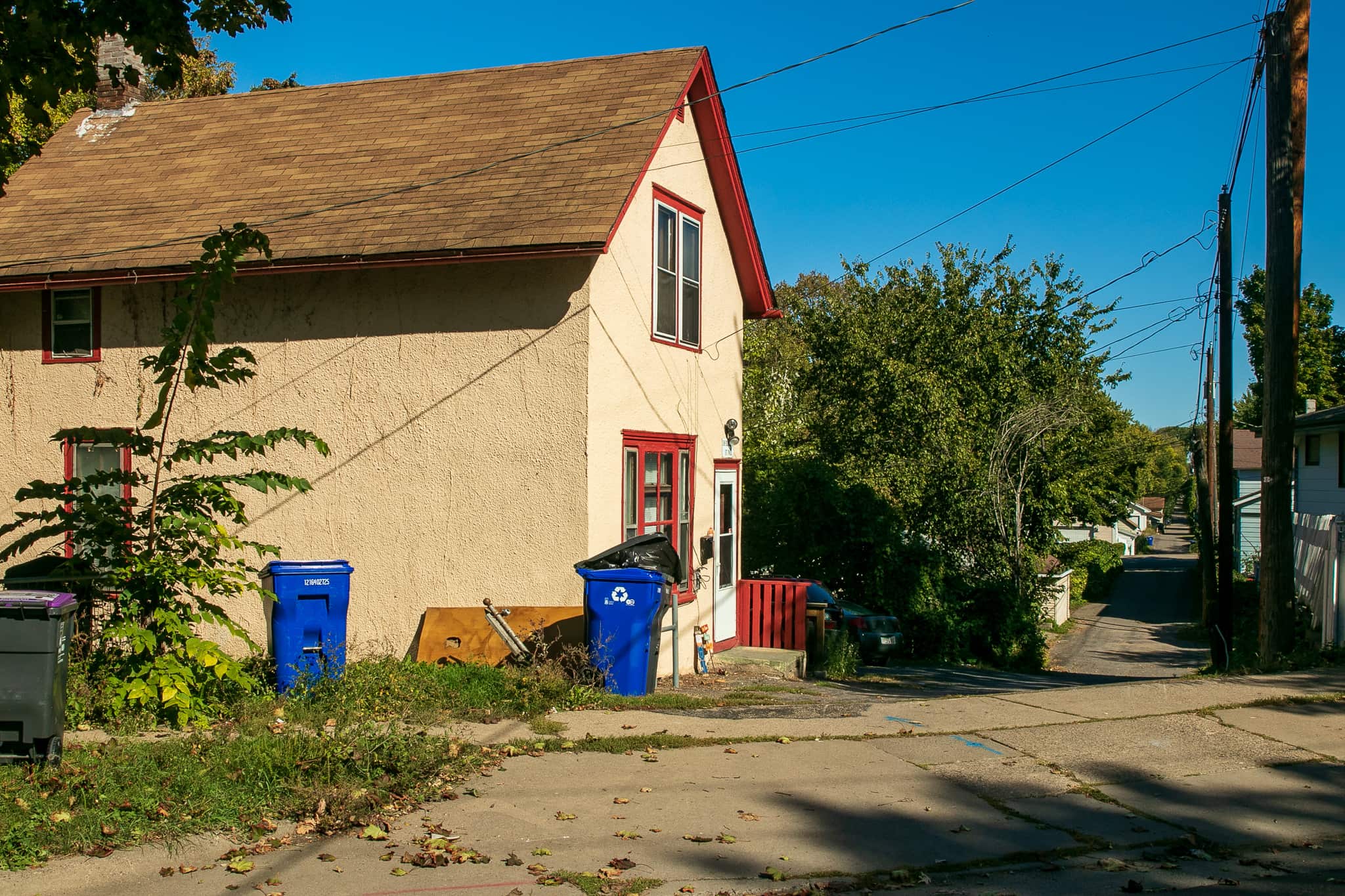 The front of this house, 856 Euclid Street, faces the alley just off Maple Street.